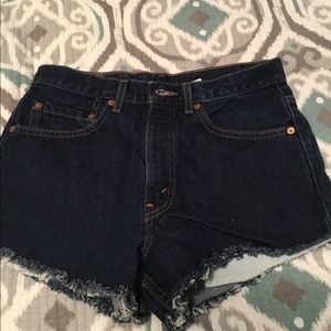 Levi’s cutoff shorts